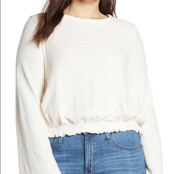 Madewell Tops - Madewell
Texture & Thread Smocked Bell Sleeve Top